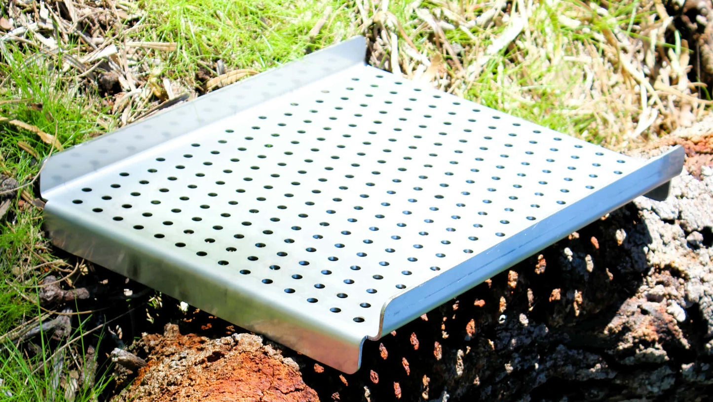 Stainless steel charcoal plate used for bbq with the tyrefire pit
