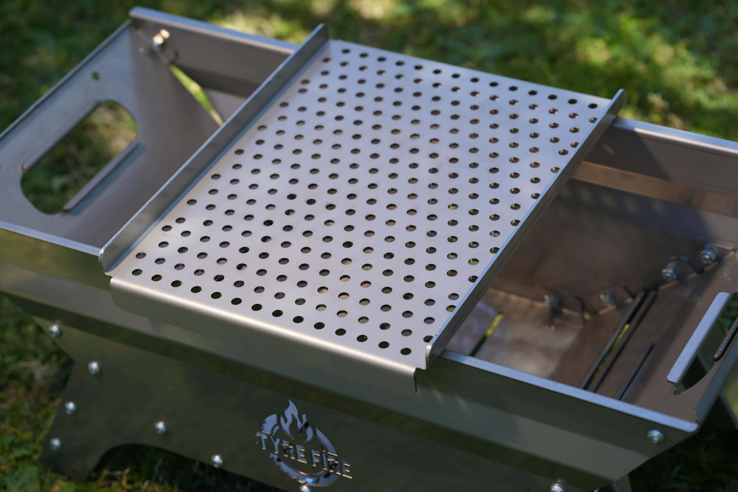 Charcoal & Heat Beads Plate for Fire Pit Cooking | Tyre Fire Accessory