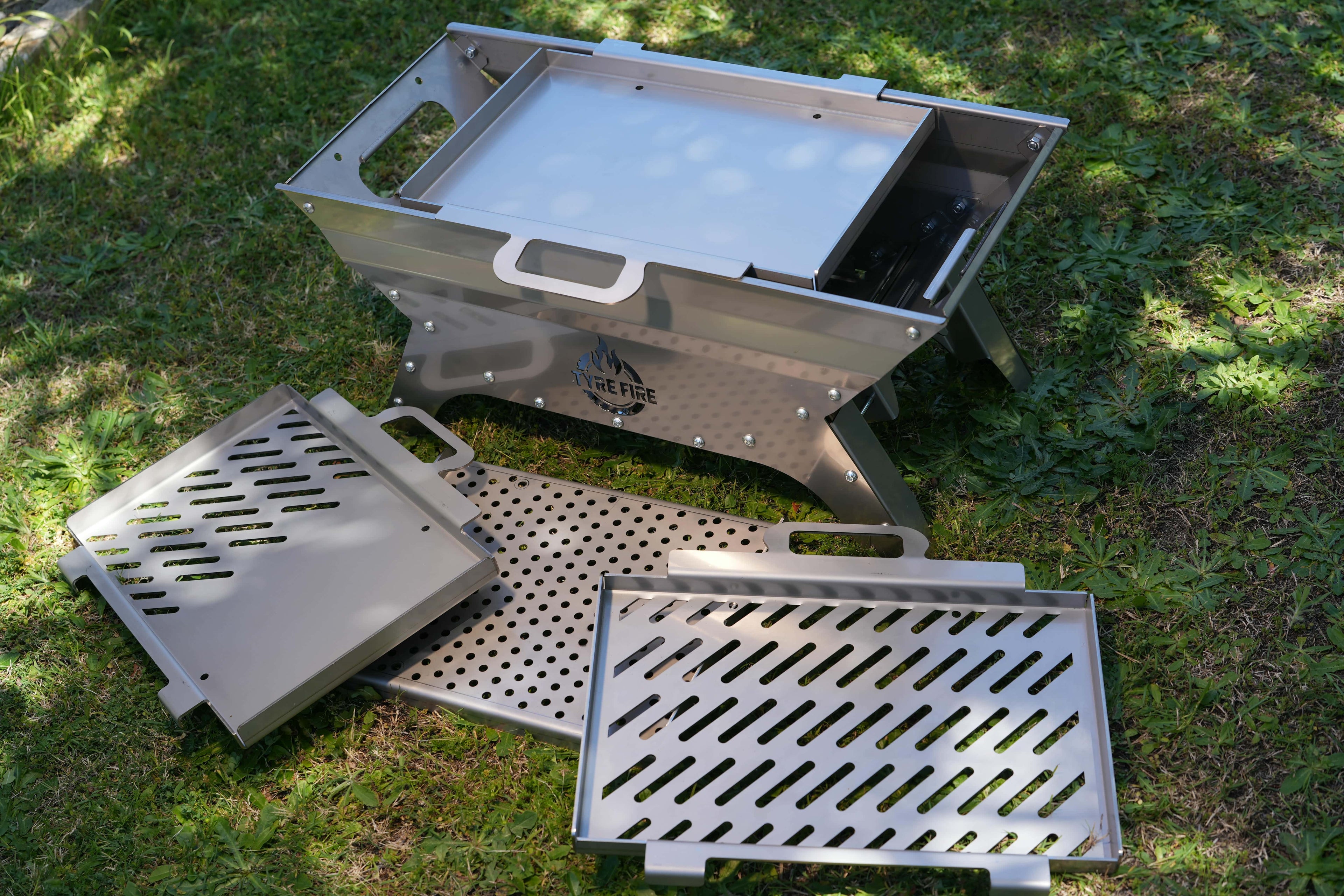 Portable stainless grill Tyre Fire with all hotplates accessories ready to mount on spare tyre
